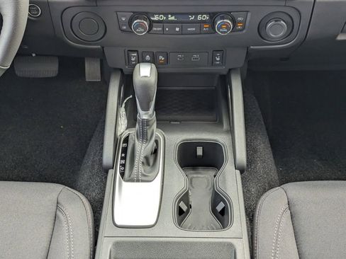 New 2025 Nissan Frontier SV w/ SV Convenience Package image 19
