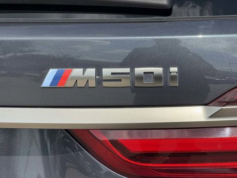 Used 2021 BMW X7 M50i w/ Executive Package image 10