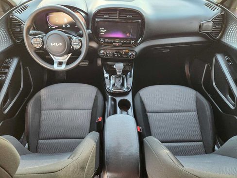Used 2023 Kia Soul S FWD image 24