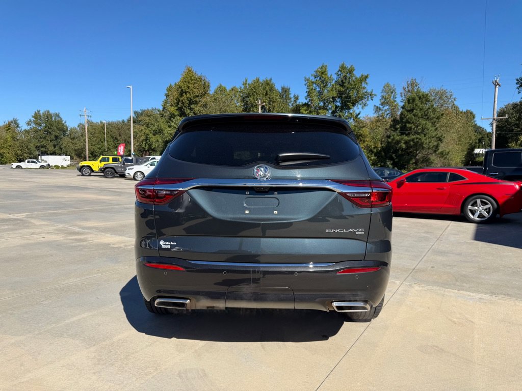 Used 2019 Buick Enclave Avenir w/ Avenir Technology Package AWD/4WD image 5
