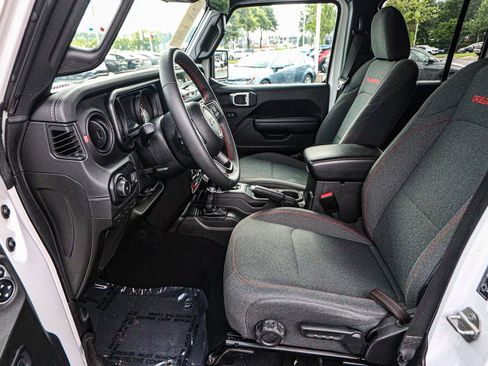 Used 2024 Jeep Wrangler Unlimited Rubicon image 16