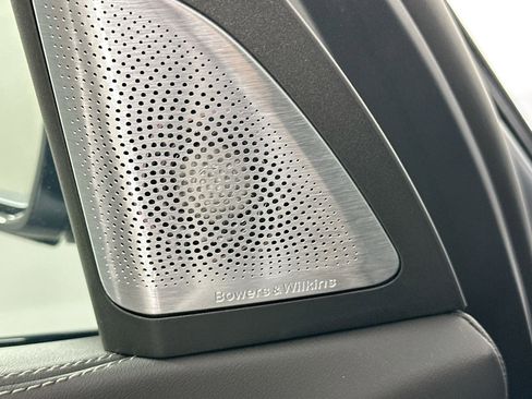 New 2026 BMW X5 M60i image 18