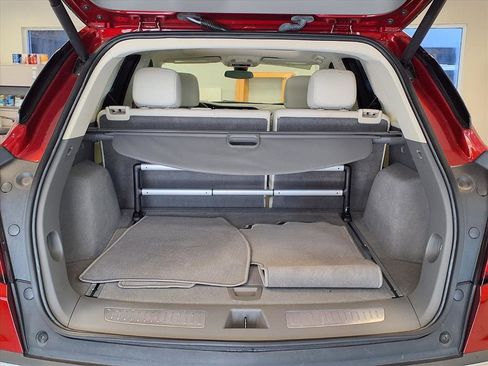 Certified 2022 Cadillac XT5 Premium Luxury image 16