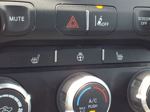 Used 2024 RAM 1500 Big Horn AWD/4WD image 19