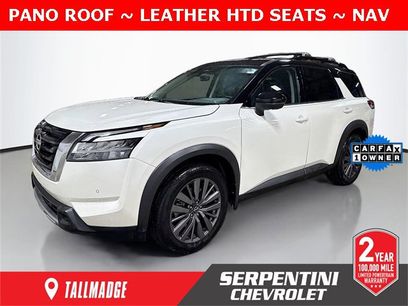Used 2024 Nissan Pathfinder SL w/ SL Premium Package