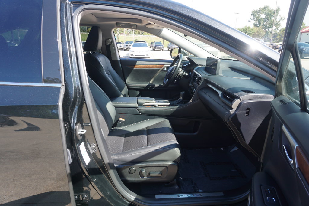 Used 2022 Lexus RX 350L Premium w/ Premium Package AWD/4WD image 18