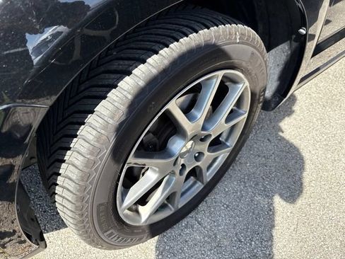Used 2017 Dodge Journey GT w/ Driver Convenience Group FWD image 12