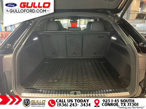 Used 2025 Audi RS Q8 performance AWD/4WD image 9