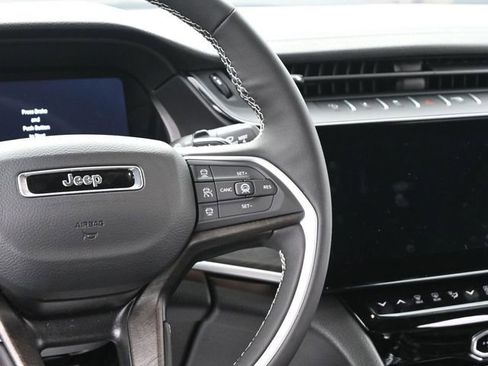 New 2026 Jeep Grand Cherokee L Limited image 28