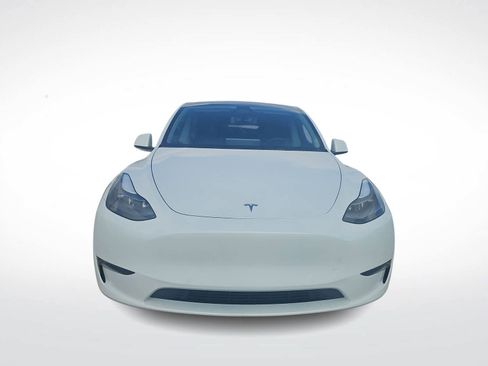 Used 2022 Tesla Model Y Performance image 3