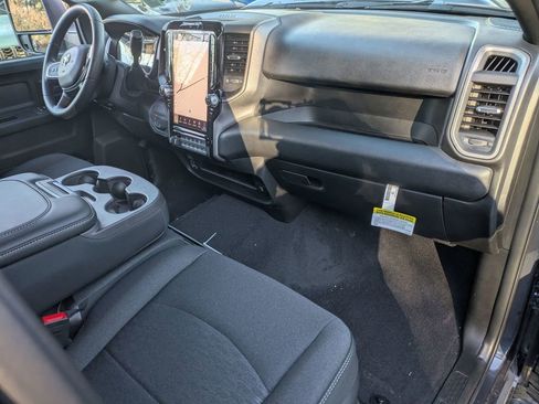 New 2026 RAM 2500 Tradesman AWD/4WD image 31