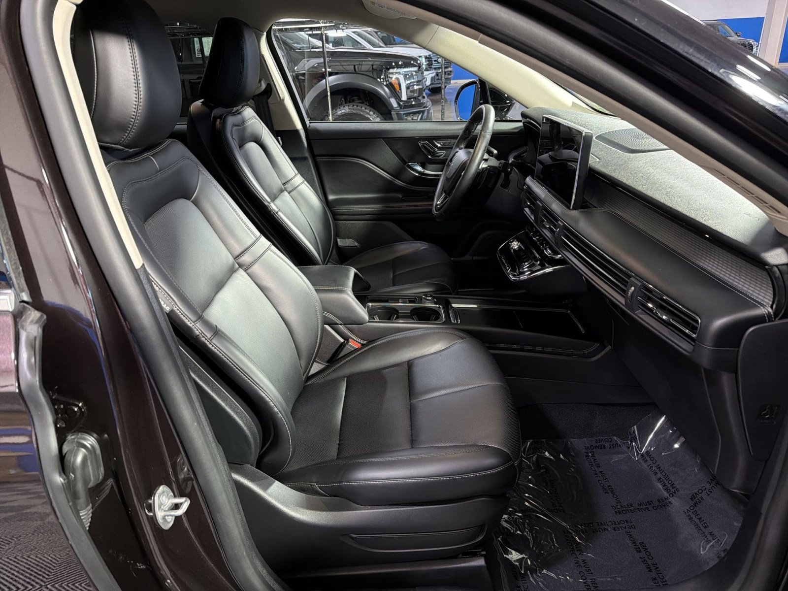 Used 2023 Lincoln Corsair AWD w/ Equipment Group 101A image 20