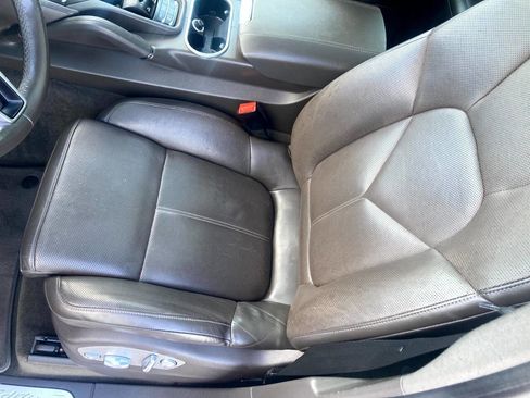 Used 2017 Porsche Cayenne Platinum Edition AWD/4WD image 10