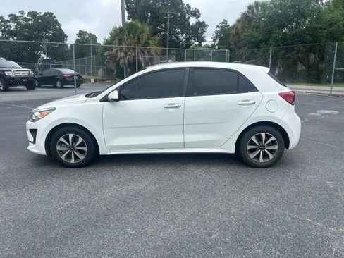 Used 2023 Kia Rio S w/ Technology Package FWD image 2
