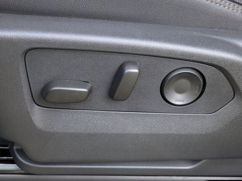 New 2025 Chevrolet Suburban High Country image 20