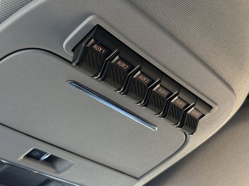 Used 2024 Ford F350 Lariat w/ Lariat Ultimate Package image 27