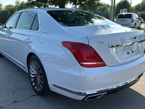 Used 2017 Genesis G90 5.0 Ultimate RWD image 3