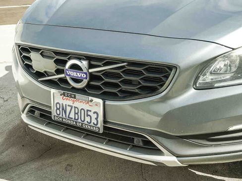 Used 2016 Volvo S60 T5 Cross Country Platinum AWD/4WD image 11
