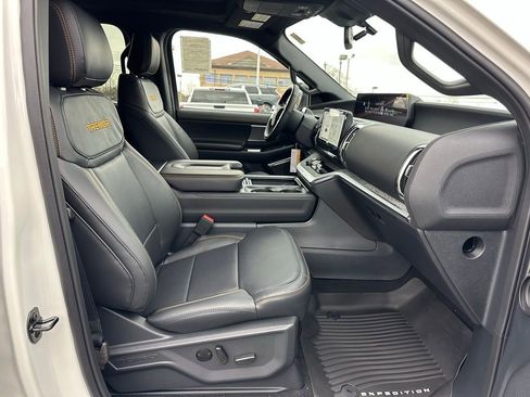 New 2025 Ford Expedition Tremor image 16