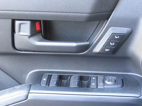 New 2026 Toyota 4Runner TRD Off-Road Premium AWD/4WD image 38