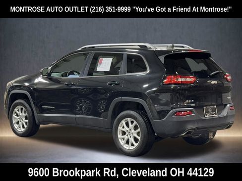 Used 2016 Jeep Cherokee Latitude image 6