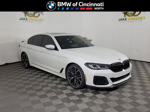 Used 2022 BMW M550i xDrive w/ Executive Package image 1