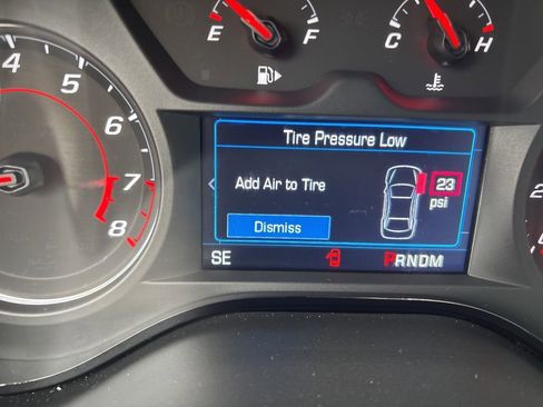 Used 2023 Chevrolet Camaro LT RWD image 15