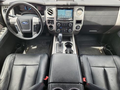 Used 2017 Ford Expedition EL Limited w/ Equipment Group 301A RWD image 26