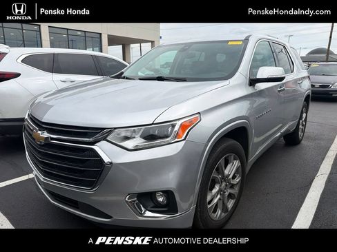 Used 2019 Chevrolet Traverse Premier AWD/4WD image 1