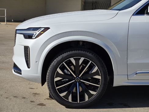 New 2026 Volvo XC90 B6 Ultra image 12