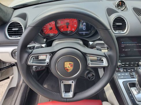 Used 2025 Porsche 718 Cayman GTS RWD image 15