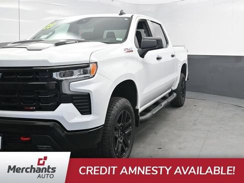Used 2025 Chevrolet Silverado 1500 LT Trail Boss w/ Protection Package AWD/4WD image 2