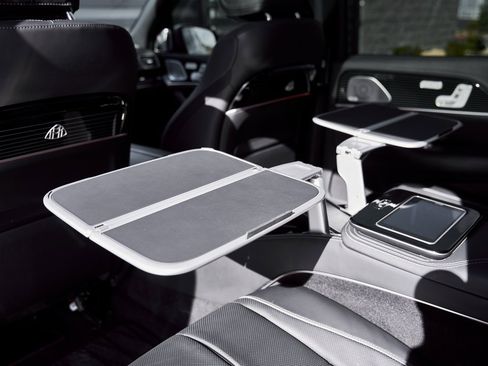 Used 2021 Mercedes-Benz Maybach GLS 600 4MATIC image 44