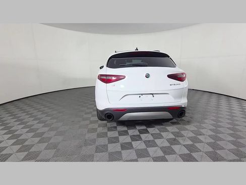 Used 2023 Alfa Romeo Stelvio Ti AWD/4WD image 42