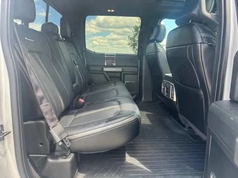 Used 2016 Ford F150 Platinum w/ Equipment Group 701A Luxury AWD/4WD image 17