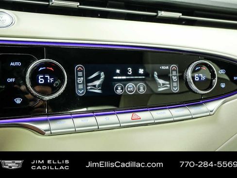 Used 2025 Genesis Electrified GV70 AWD/4WD image 16