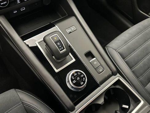 New 2026 Nissan Rogue SL AWD/4WD image 15