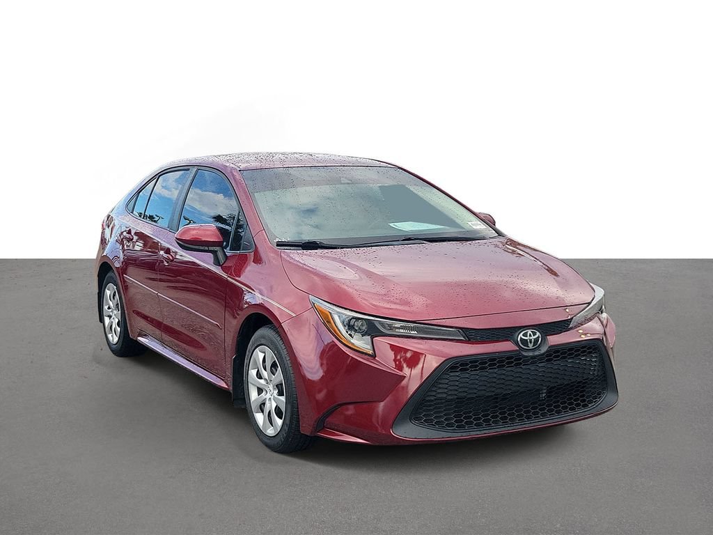 Used 2022 Toyota Corolla LE FWD image 2