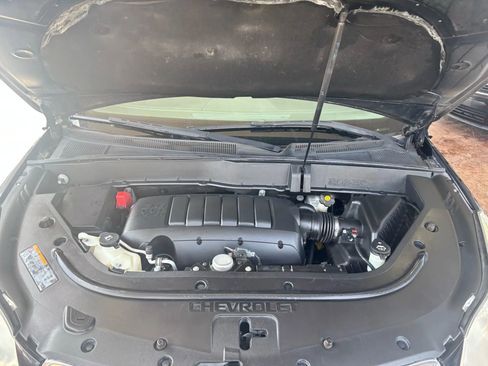Used 2012 Chevrolet Traverse LT image 28