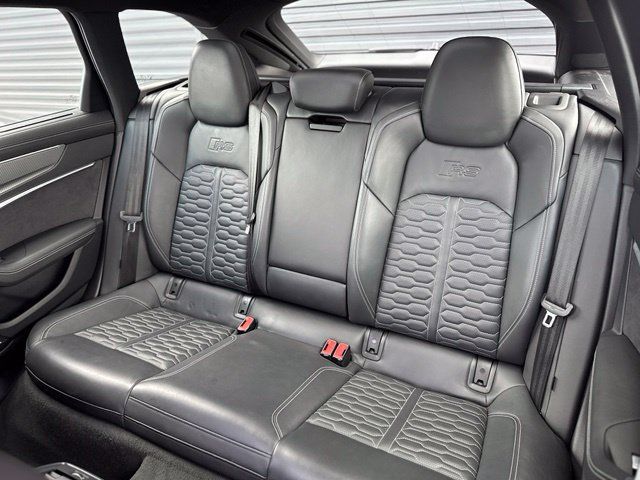 Used 2022 Audi RS 6 AWD/4WD image 33