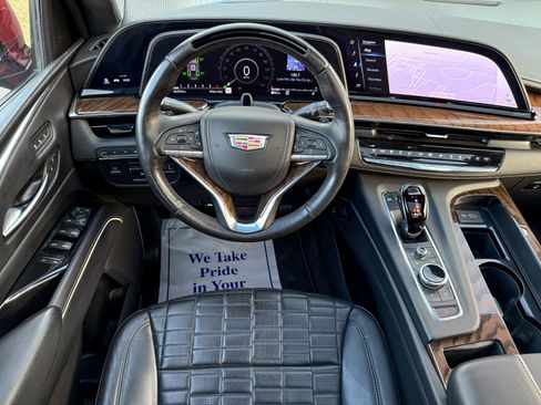 Certified 2023 Cadillac Escalade Sport Platinum image 33