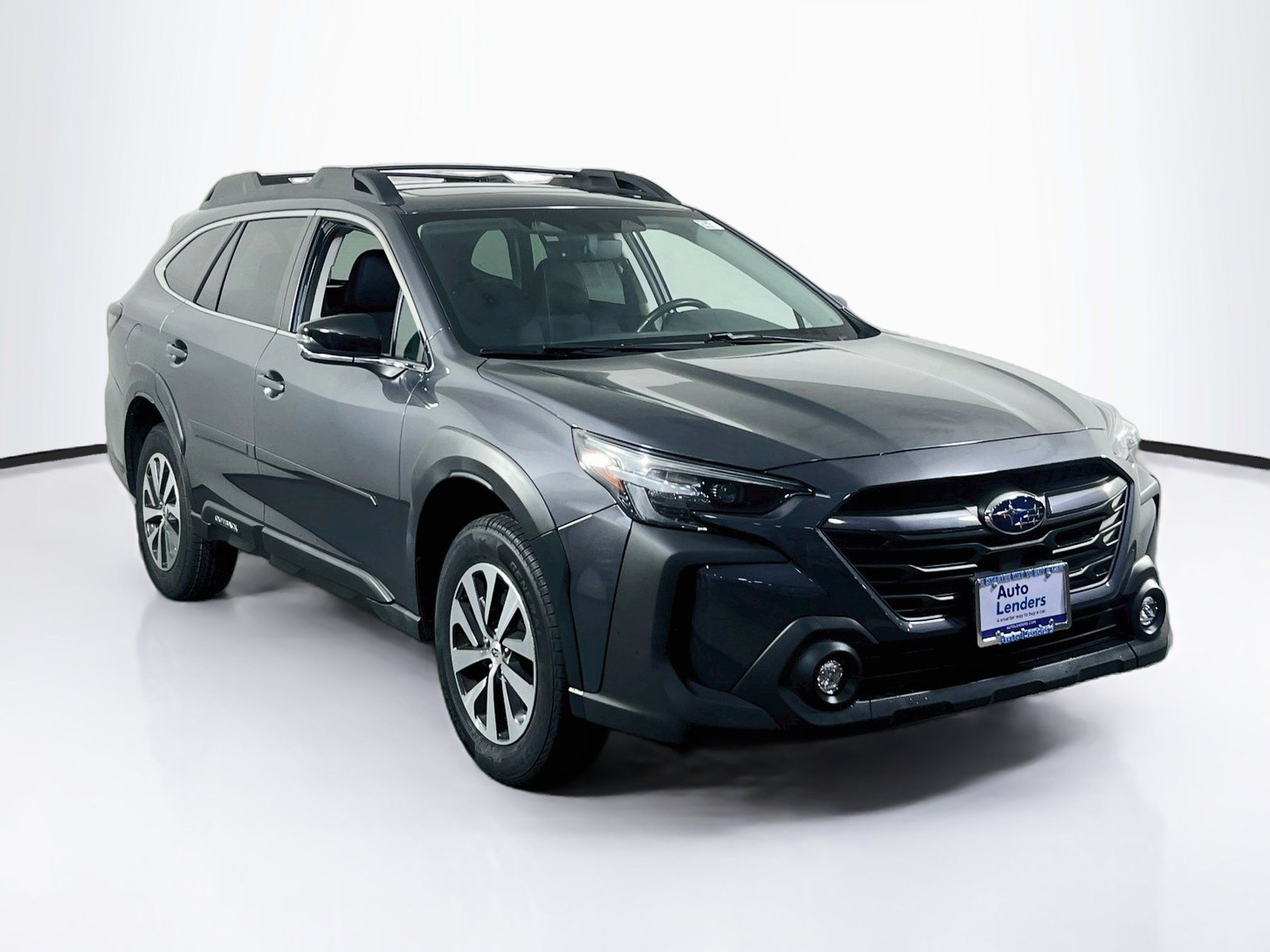 Used 2023 Subaru Outback Premium AWD/4WD image 3