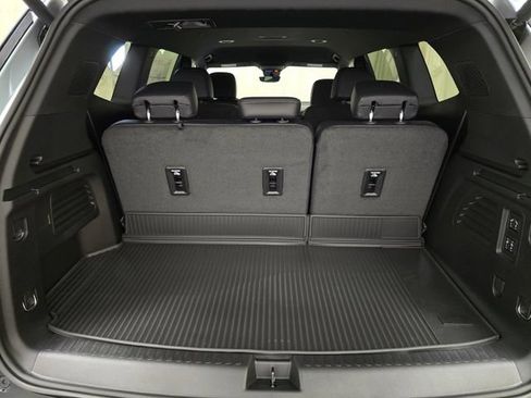 New 2027 Buick Enclave Preferred w/ Power Package AWD/4WD image 29