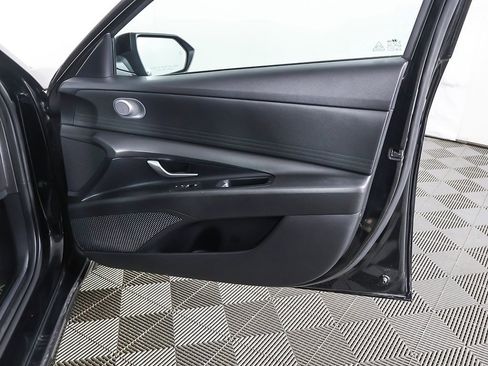 Used 2023 Hyundai Elantra Blue w/ Winter Weather Package image 23