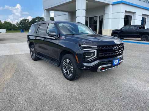 Used 2025 Chevrolet Tahoe Z71 AWD/4WD image 9