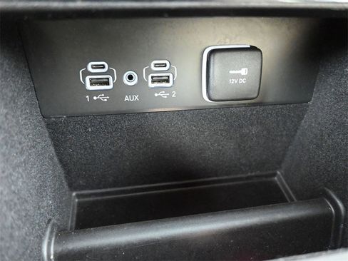 Used 2022 Jeep Grand Cherokee L Limited image 18