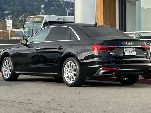 Used 2022 Audi A4 2.0T Premium image 6