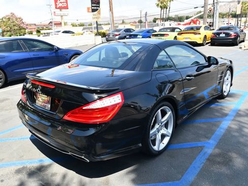Used 2013 Mercedes-Benz SL 550 image 15