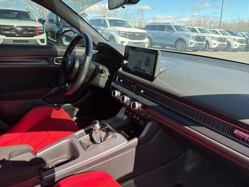 Used 2023 Honda Civic Type R image 14