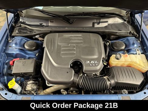 Used 2022 Dodge Challenger SXT w/ Plus Package AWD/4WD image 5